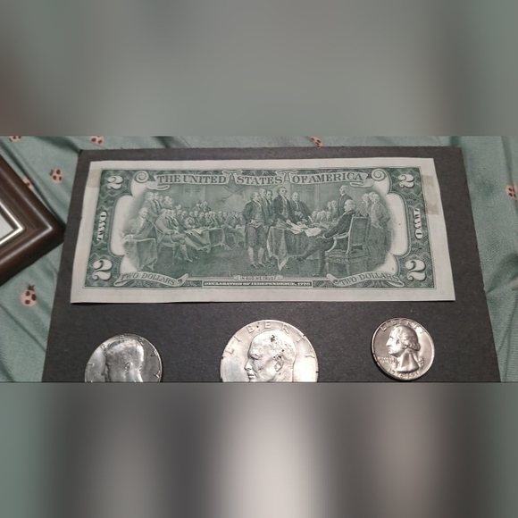 Bicentennial uncirculated collections set - Picture 3 of 3